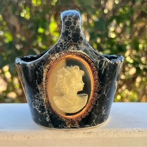 Black Marble / Stoneware Cameo Vanity Basket
Very Good Condition
